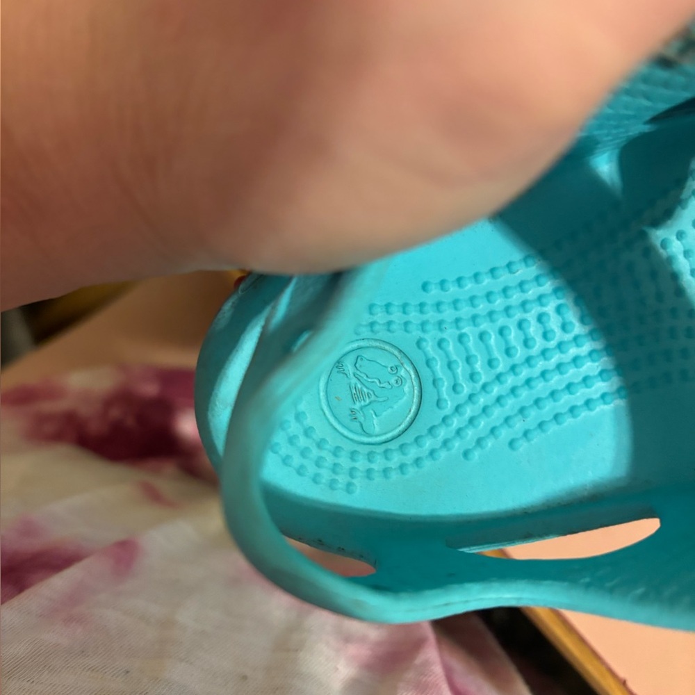 Crocs Crocband II Mickey PS Sandal C9. - Picture 14 of 14